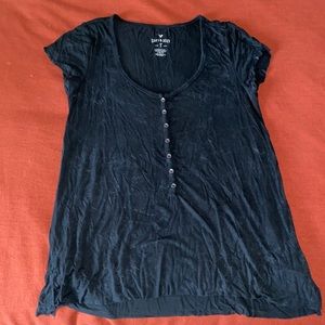 American Eagle t shirt